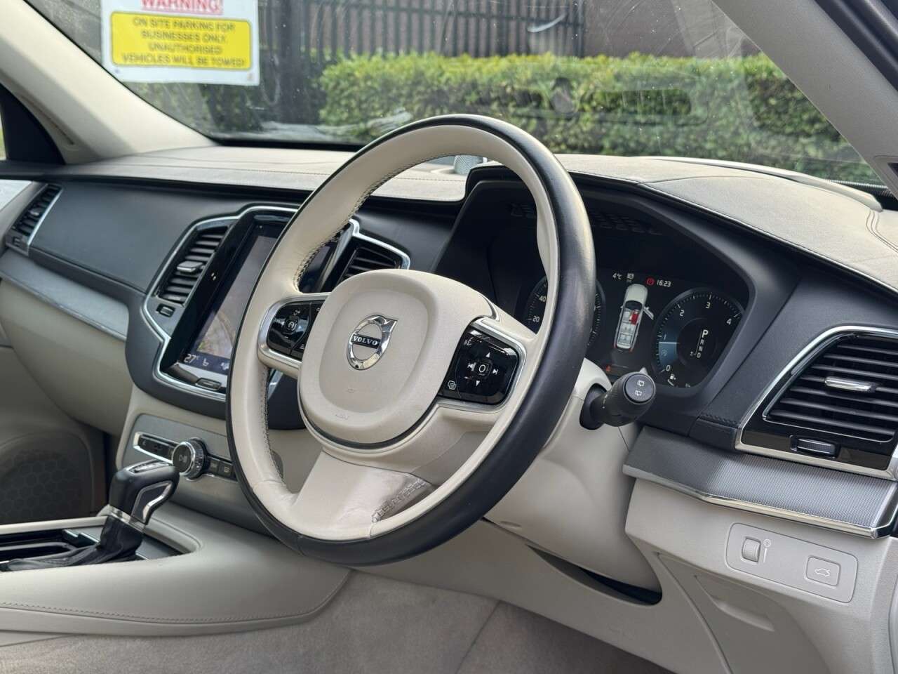 2015 VOLVO XC90 2015 VOLVO XC90