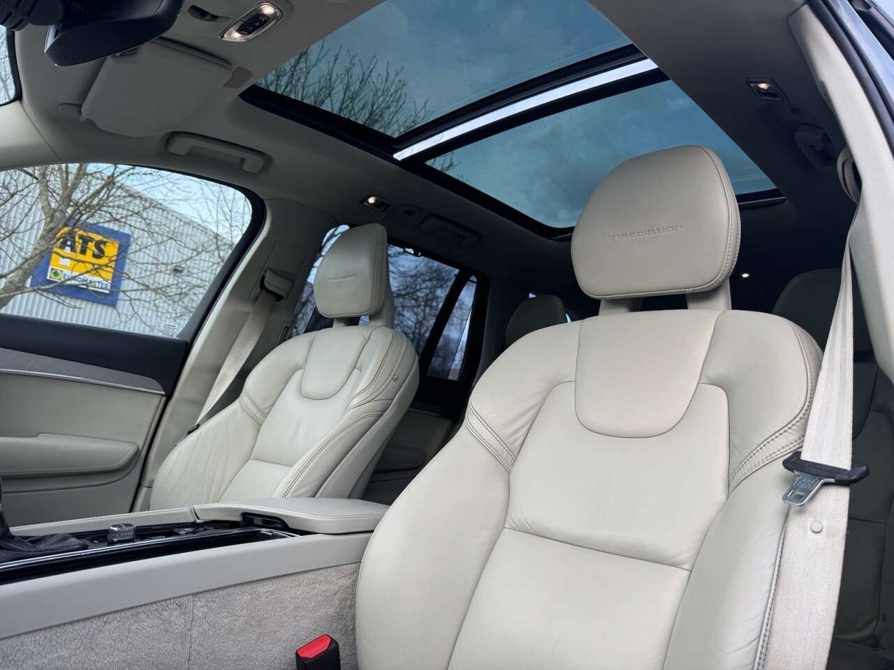 2015 VOLVO XC90 2015 VOLVO XC90