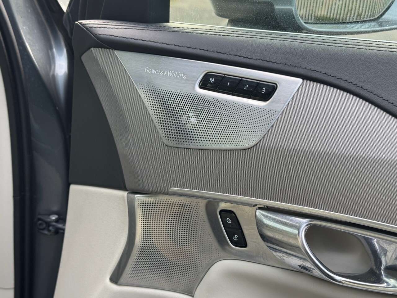 2015 VOLVO XC90 2015 VOLVO XC90