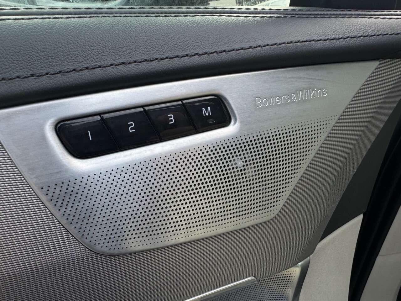 2015 VOLVO XC90 2015 VOLVO XC90