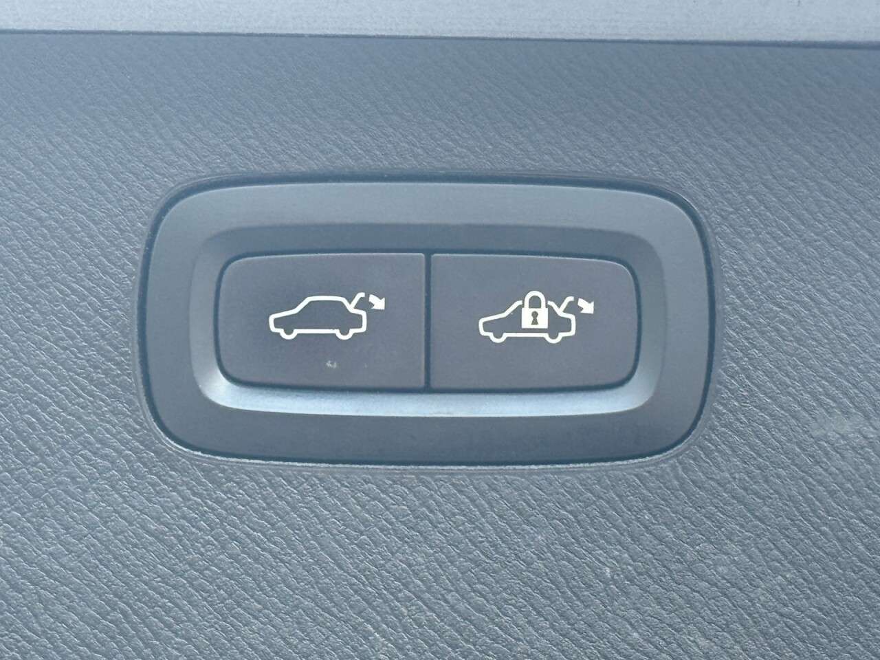 2015 VOLVO XC90 2015 VOLVO XC90