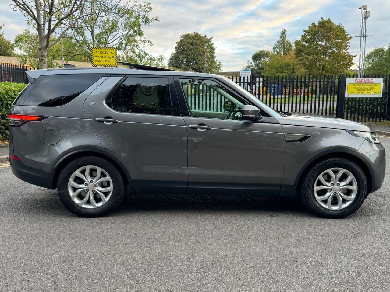 2017 LAND ROVER DISCOVERY 2017 LAND ROVER DISCOVERY