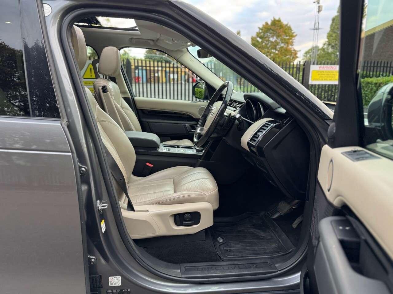 2017 LAND ROVER DISCOVERY 2017 LAND ROVER DISCOVERY