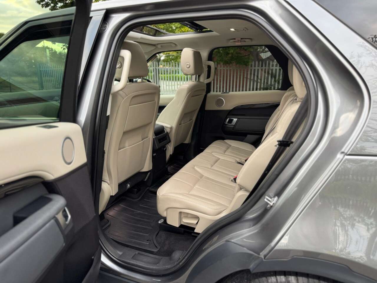 2017 LAND ROVER DISCOVERY 2017 LAND ROVER DISCOVERY