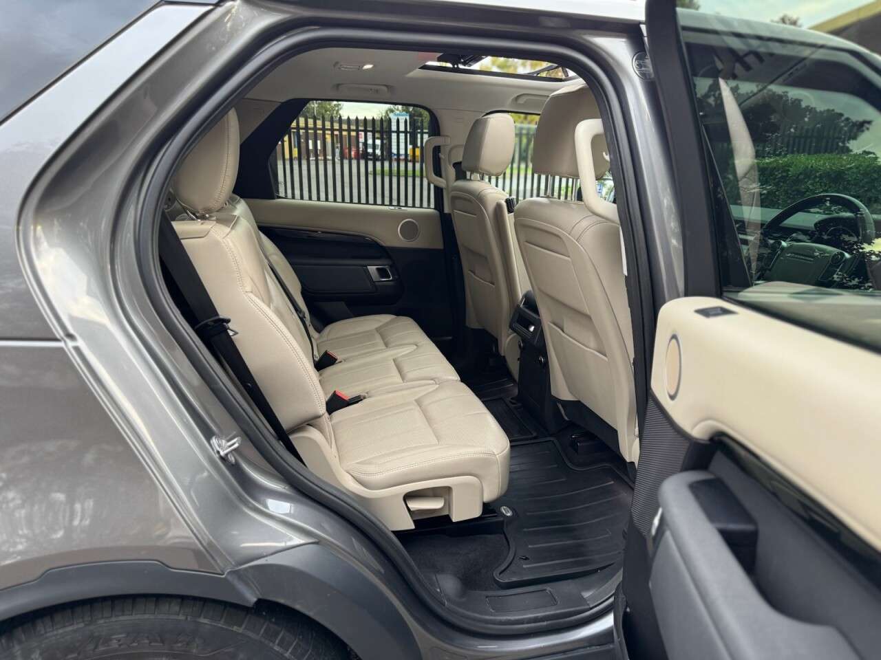 2017 LAND ROVER DISCOVERY 2017 LAND ROVER DISCOVERY