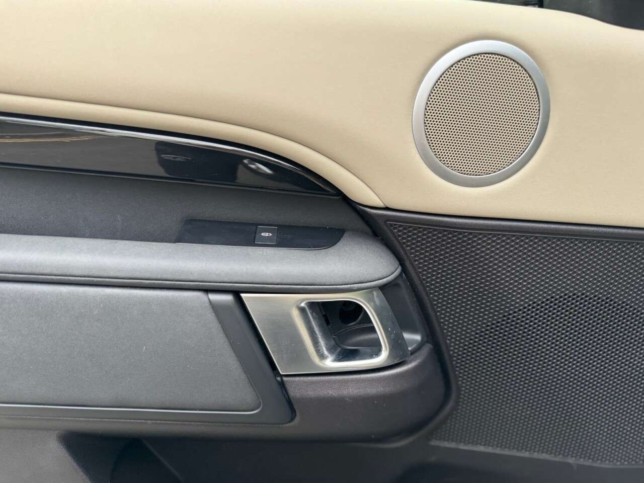 2017 LAND ROVER DISCOVERY 2017 LAND ROVER DISCOVERY