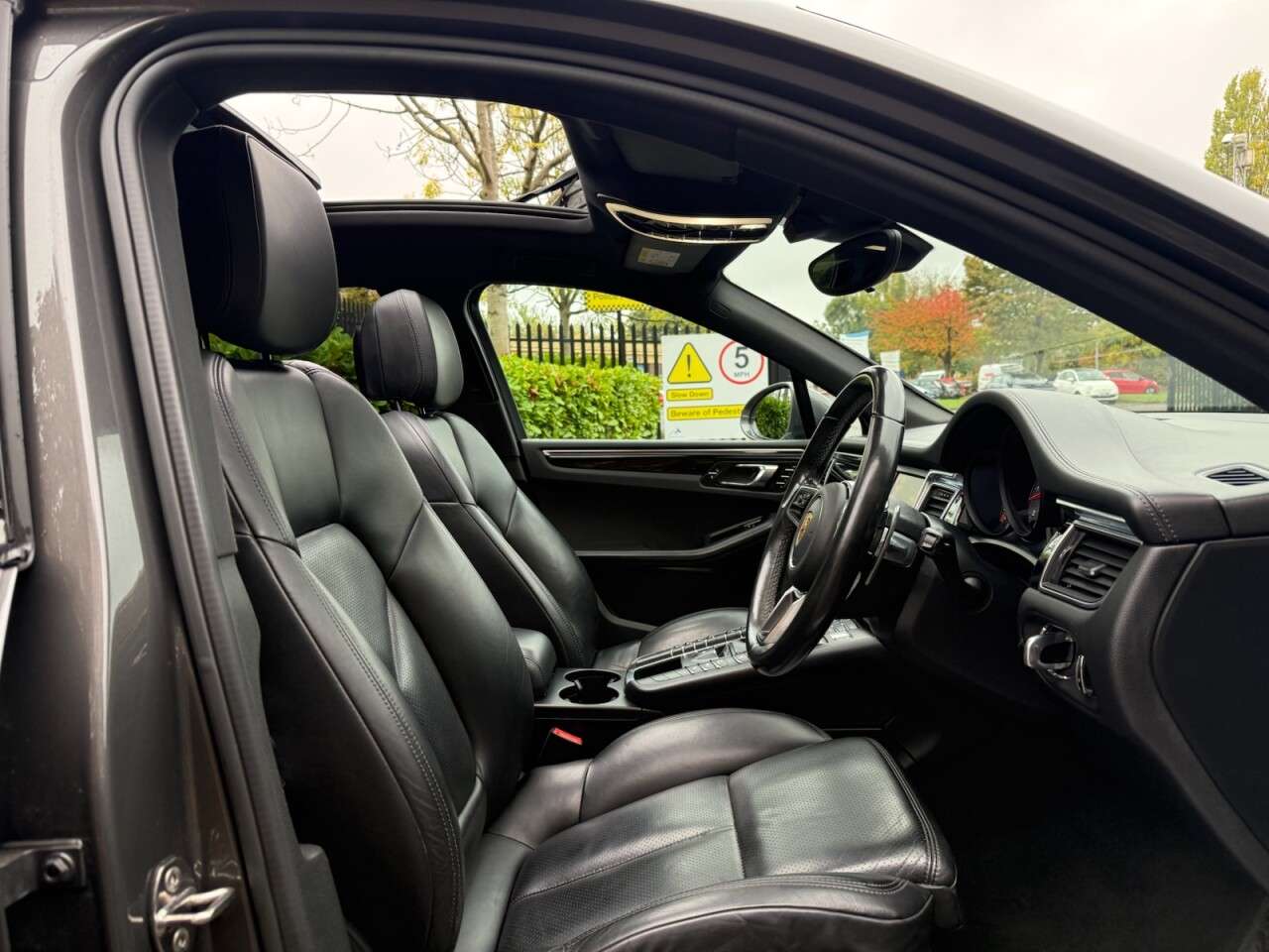 2015 PORSCHE MACAN 2015 PORSCHE MACAN