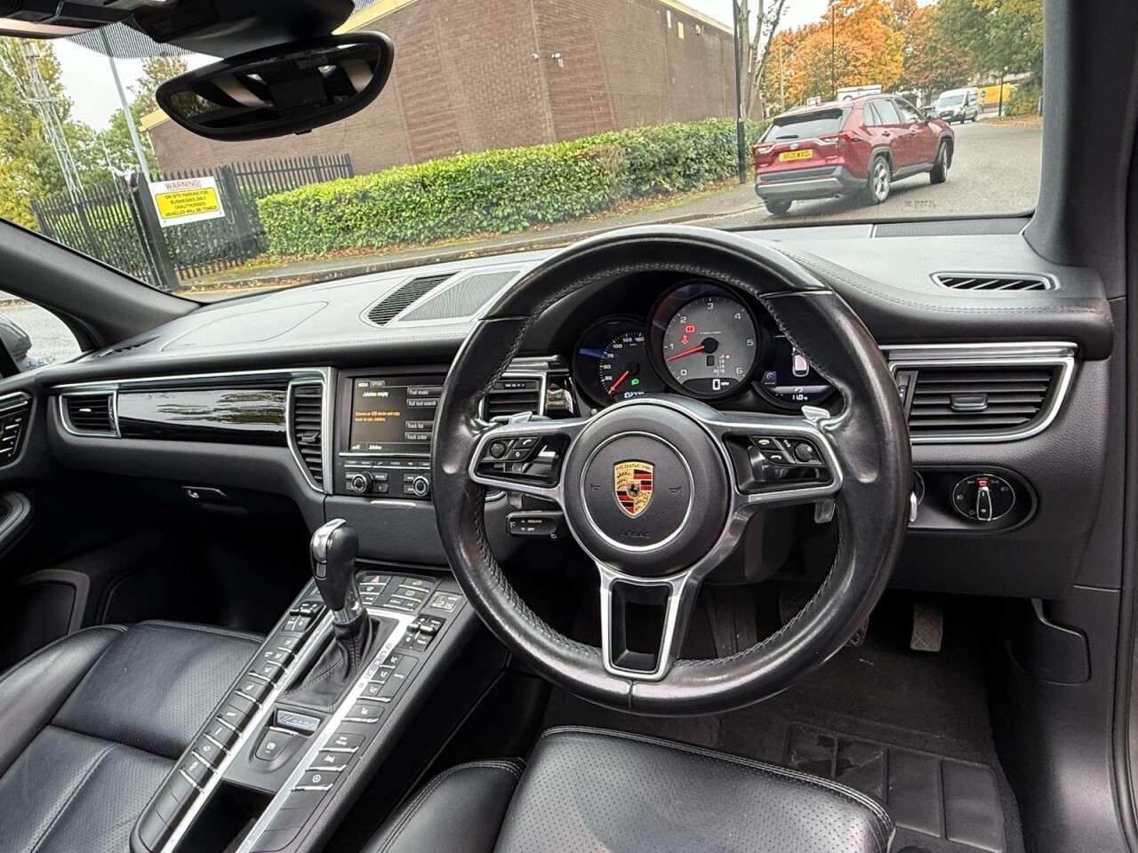 2015 PORSCHE MACAN 2015 PORSCHE MACAN