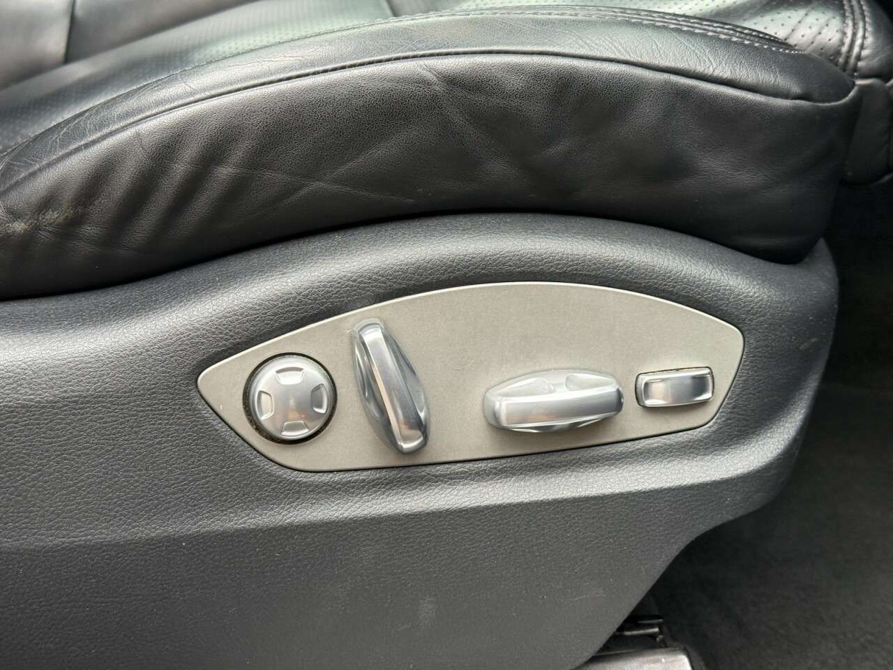 2015 PORSCHE MACAN 2015 PORSCHE MACAN