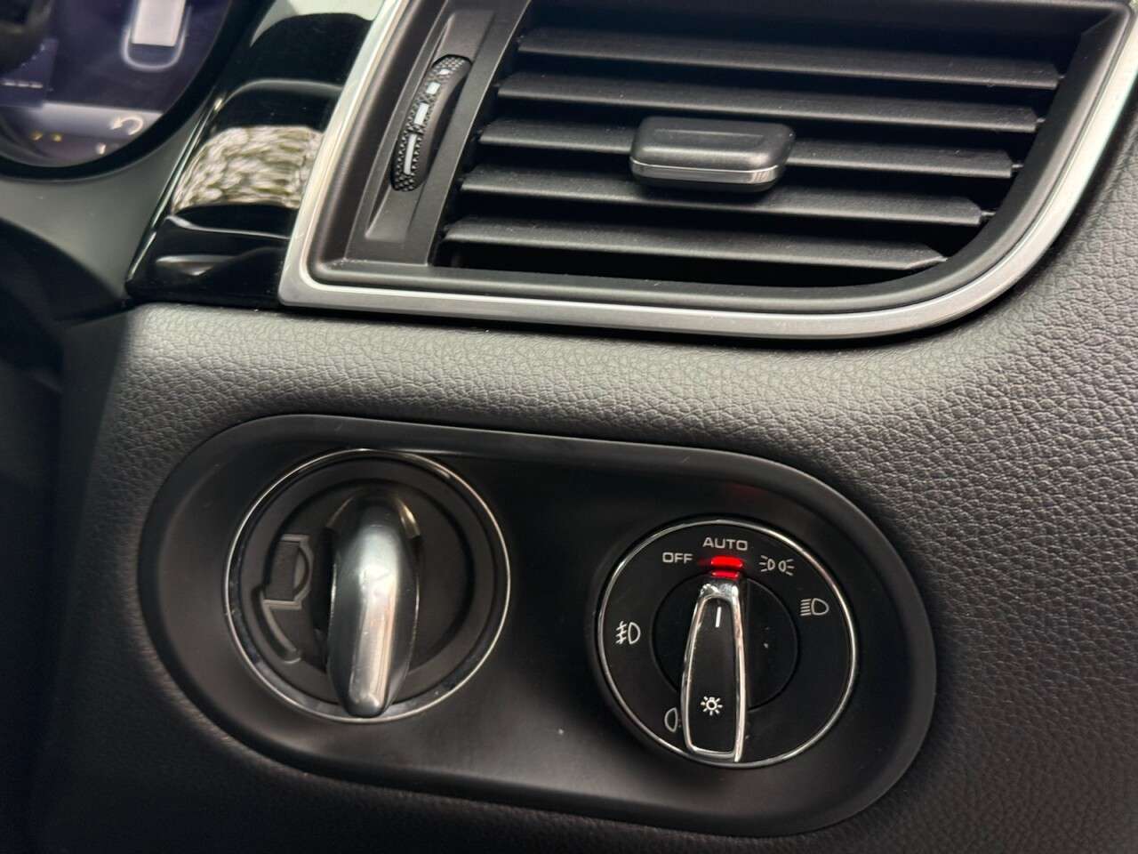 2015 PORSCHE MACAN 2015 PORSCHE MACAN