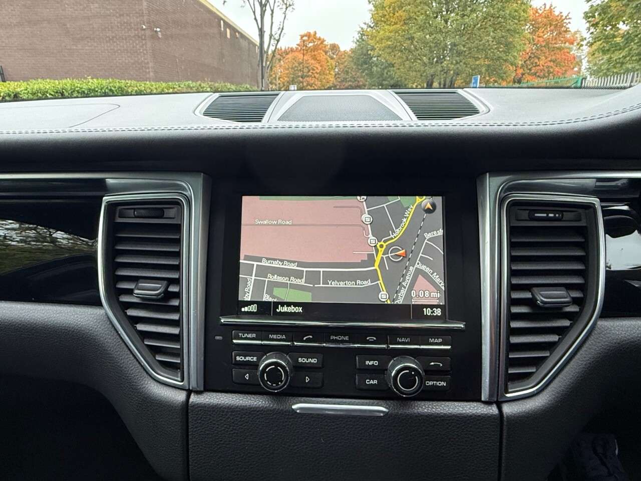 2015 PORSCHE MACAN 2015 PORSCHE MACAN