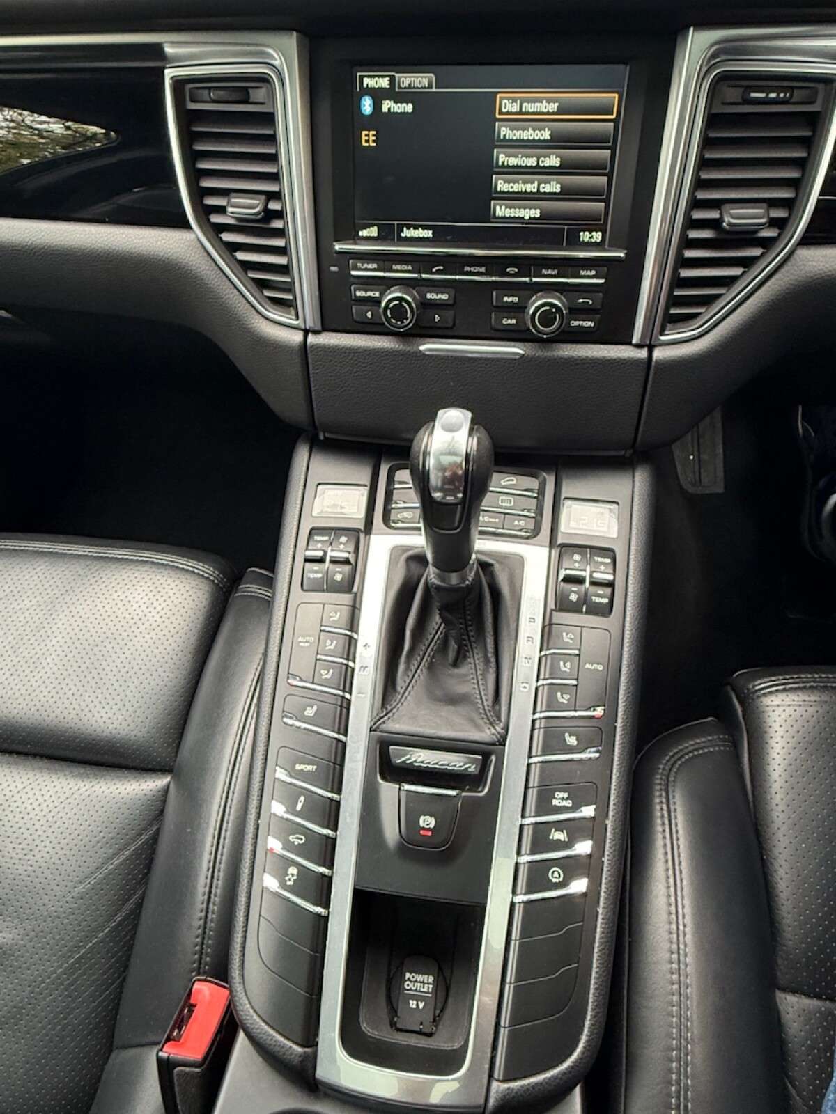 2015 PORSCHE MACAN 2015 PORSCHE MACAN