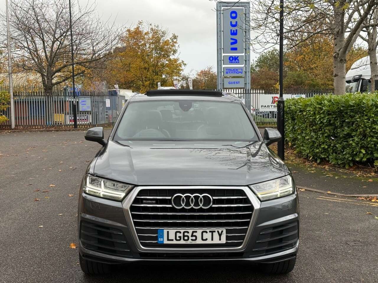 2015 AUDI Q7 2015 AUDI Q7