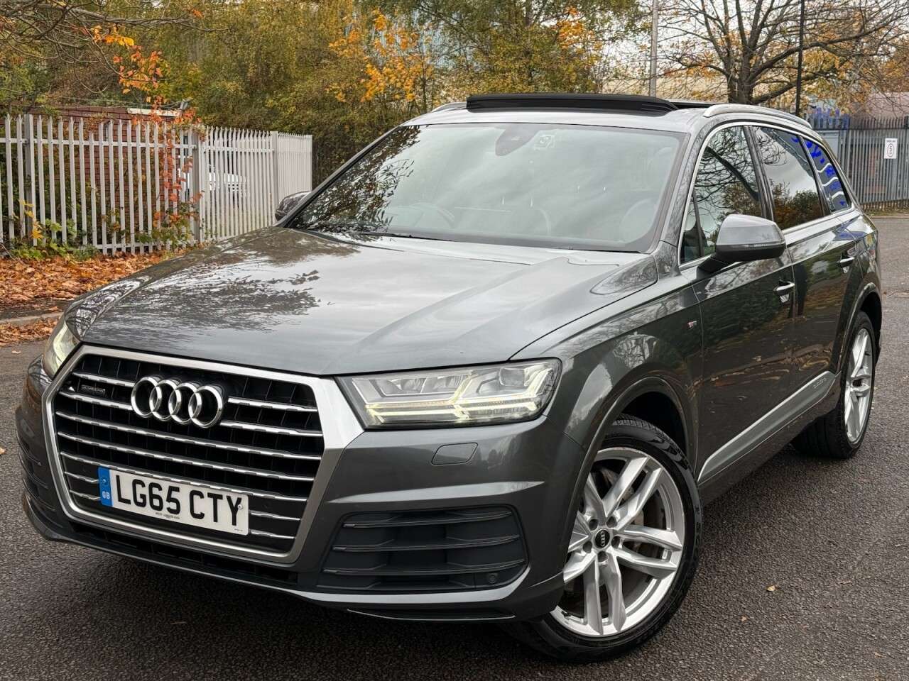 2015 AUDI Q7 2015 AUDI Q7