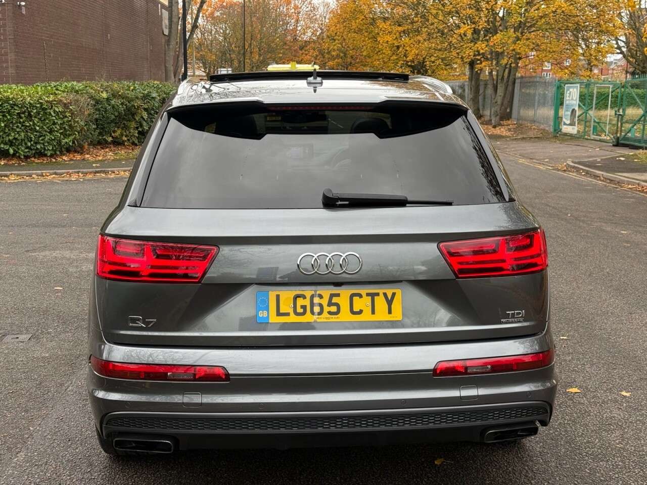 2015 AUDI Q7 2015 AUDI Q7