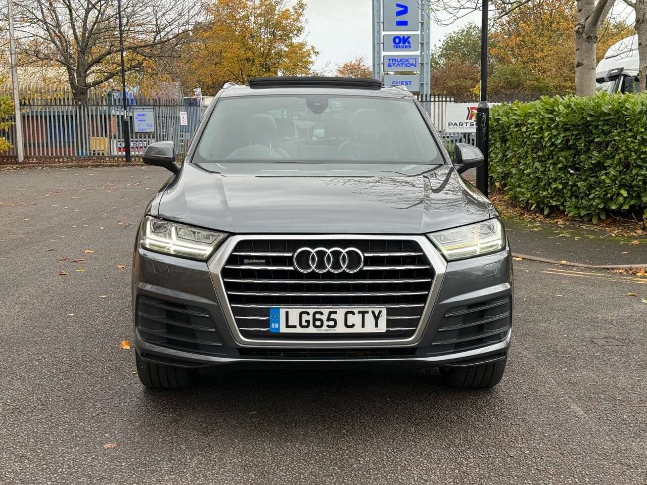 2015 AUDI Q7 2015 AUDI Q7