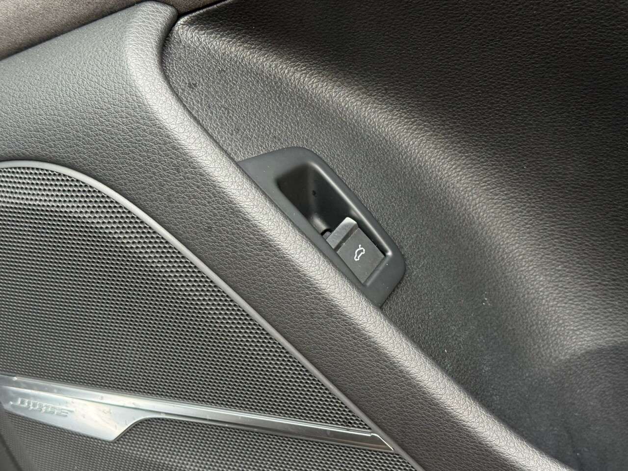 2015 AUDI Q7 2015 AUDI Q7