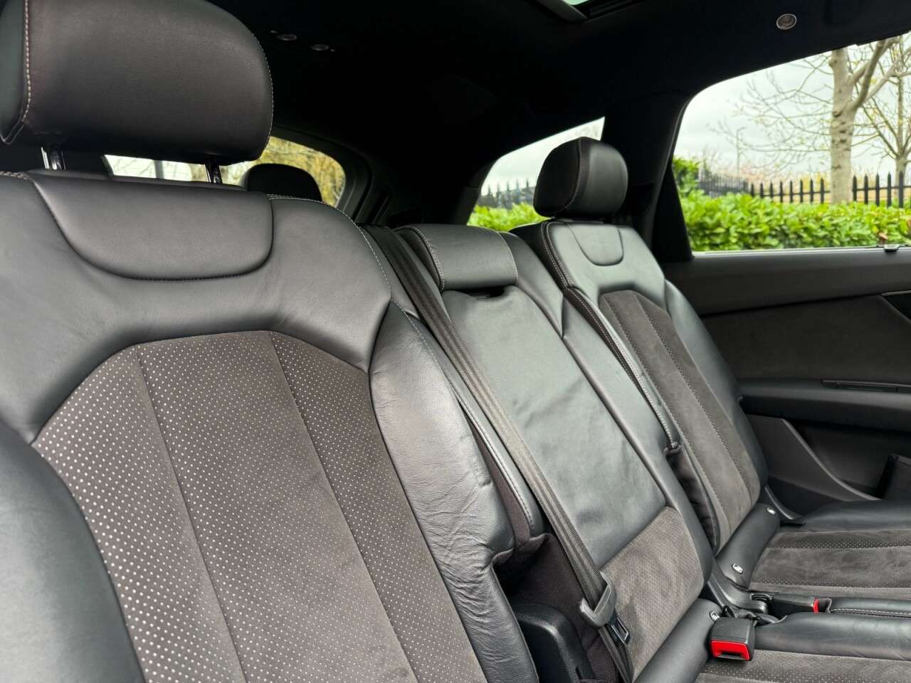 2015 AUDI Q7 2015 AUDI Q7