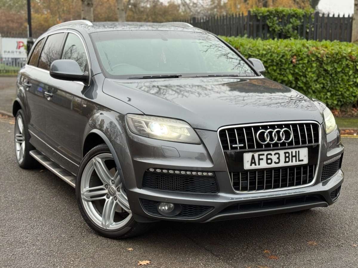 Check out this Audi Q7 2013 Diesel Automatic