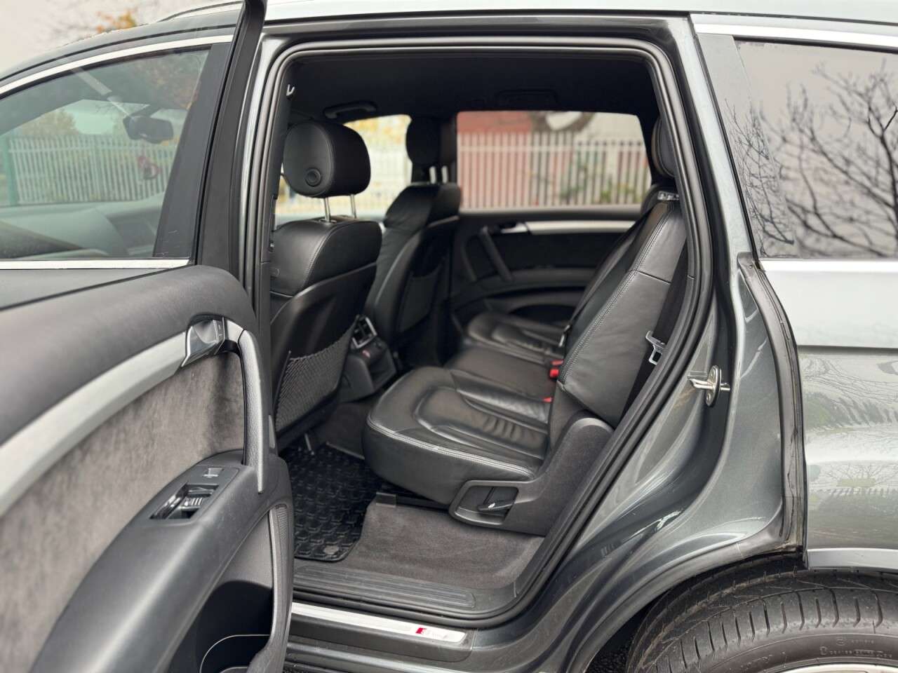 2013 AUDI Q7 2013 AUDI Q7