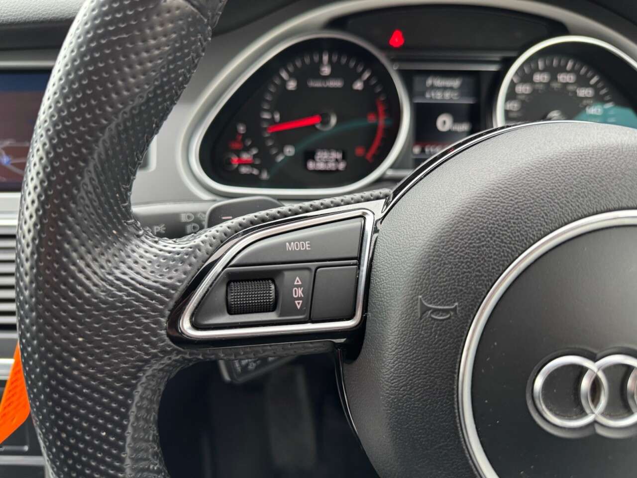 2013 AUDI Q7 2013 AUDI Q7