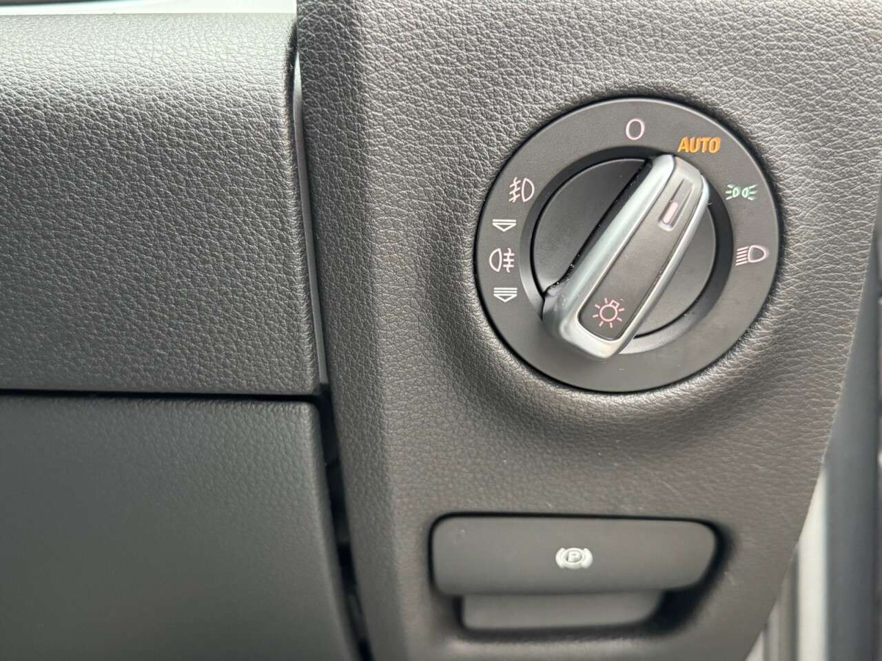 2013 AUDI Q7 2013 AUDI Q7