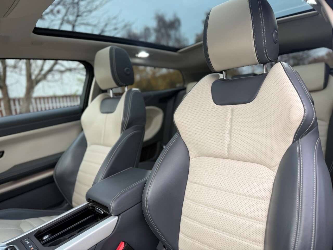 2018 LAND ROVER RANGE ROVER EVOQUE 2018 LAND ROVER RANGE ROVER EVOQUE