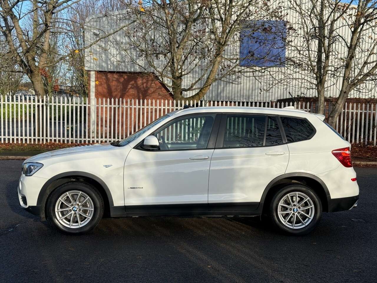 A 2014 BMW X3 2.0 20d SE SUV 5dr Diesel Auto xDrive Euro 6 (s/s) (190 ps) A 2014 BMW X3 2.0 20d SE SUV 5dr Diesel Auto xDrive Euro 6 (s/s) (190 ps)