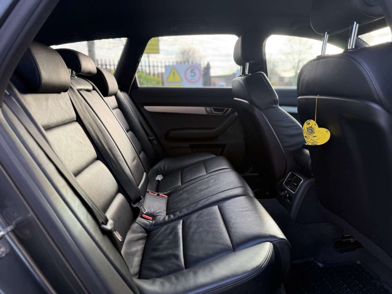 2011 AUDI A6 AVANT 2011 AUDI A6 AVANT