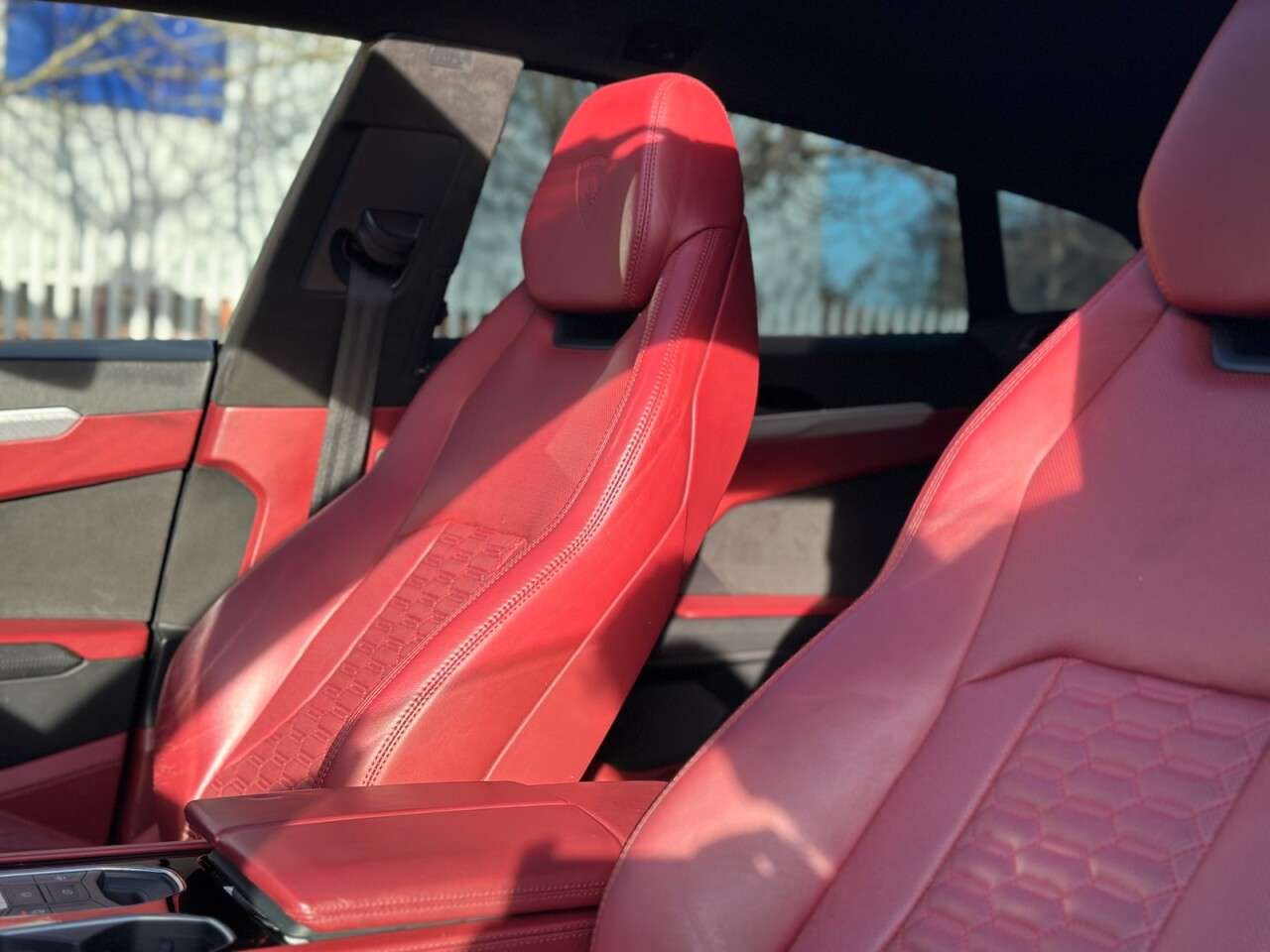 2020 LAMBORGHINI URUS 2020 LAMBORGHINI URUS