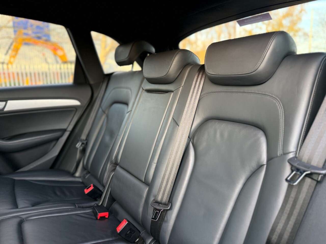 null AUDI Q5 null AUDI Q5