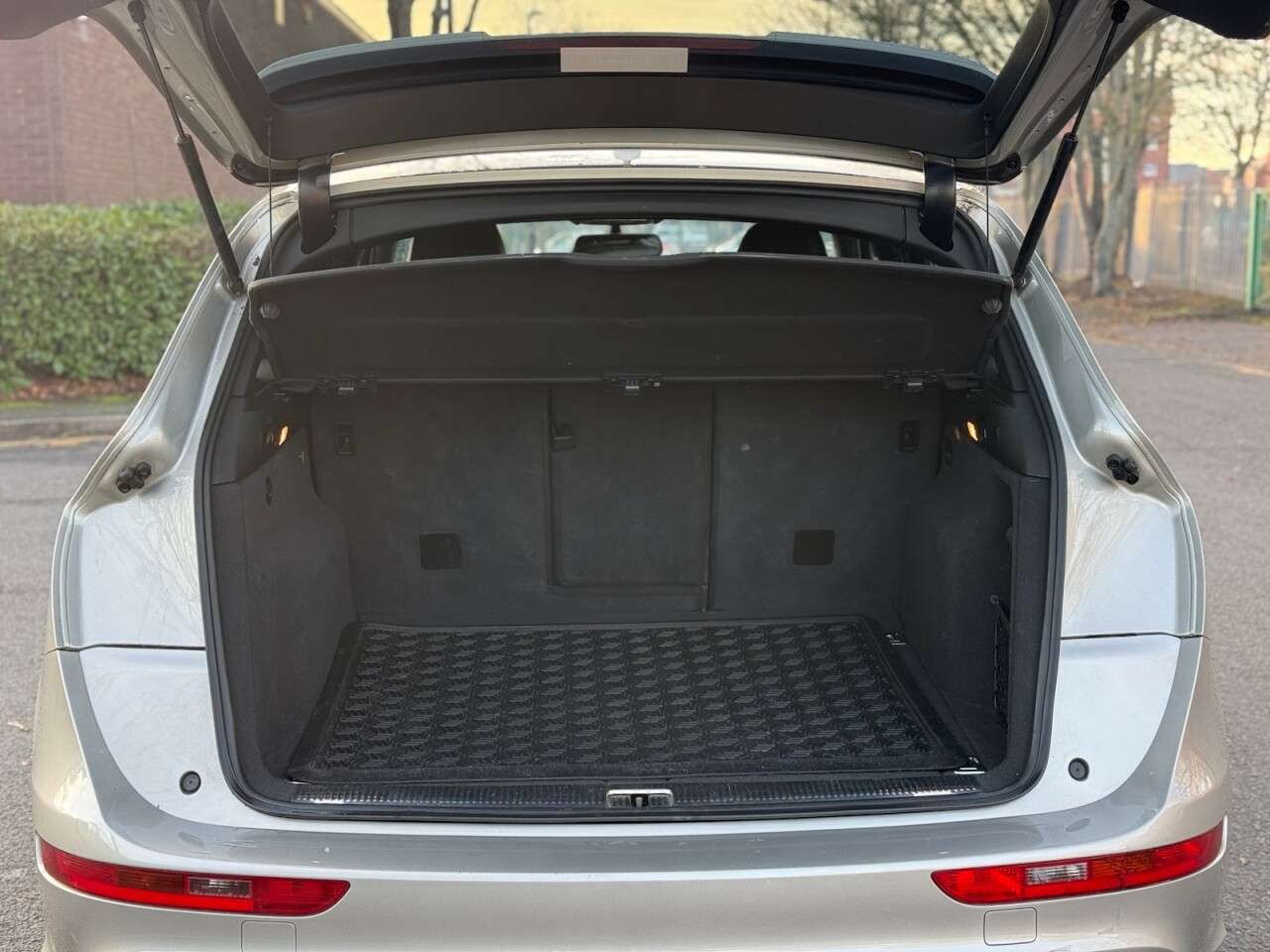 null AUDI Q5 null AUDI Q5