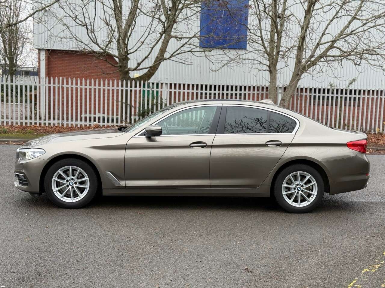 2017 BMW 5 SERIES 2017 BMW 5 SERIES