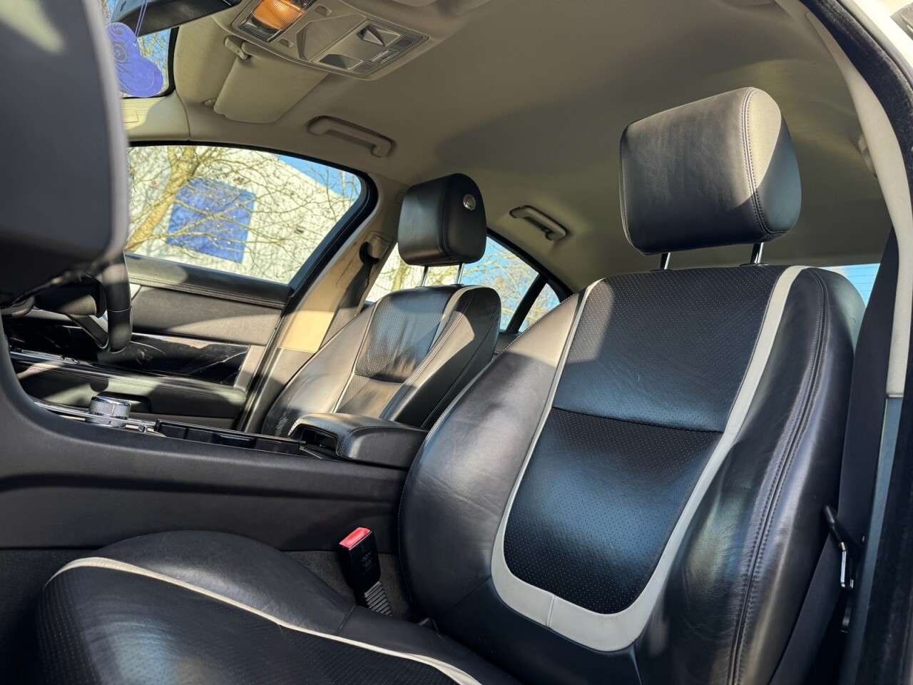 2015 JAGUAR XF 2015 JAGUAR XF