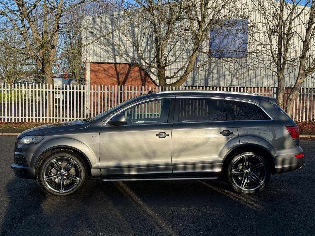 2013 AUDI Q7 2013 AUDI Q7