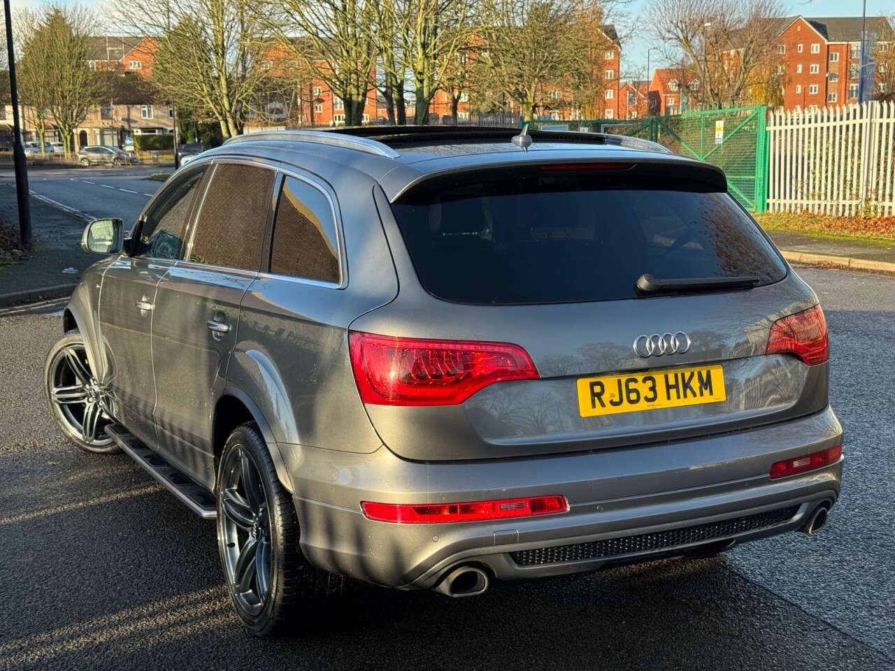 2013 AUDI Q7 2013 AUDI Q7