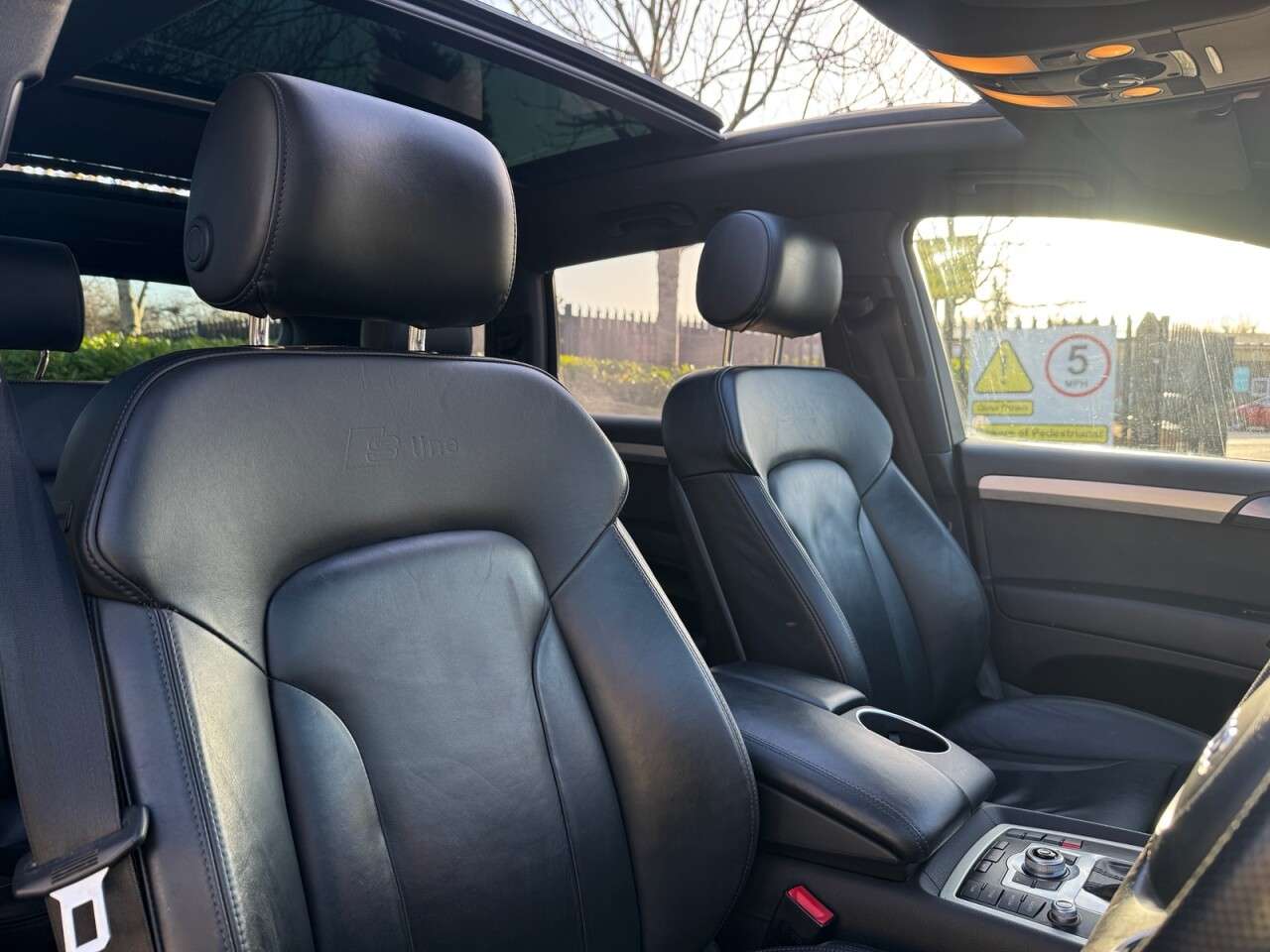 2013 AUDI Q7 2013 AUDI Q7