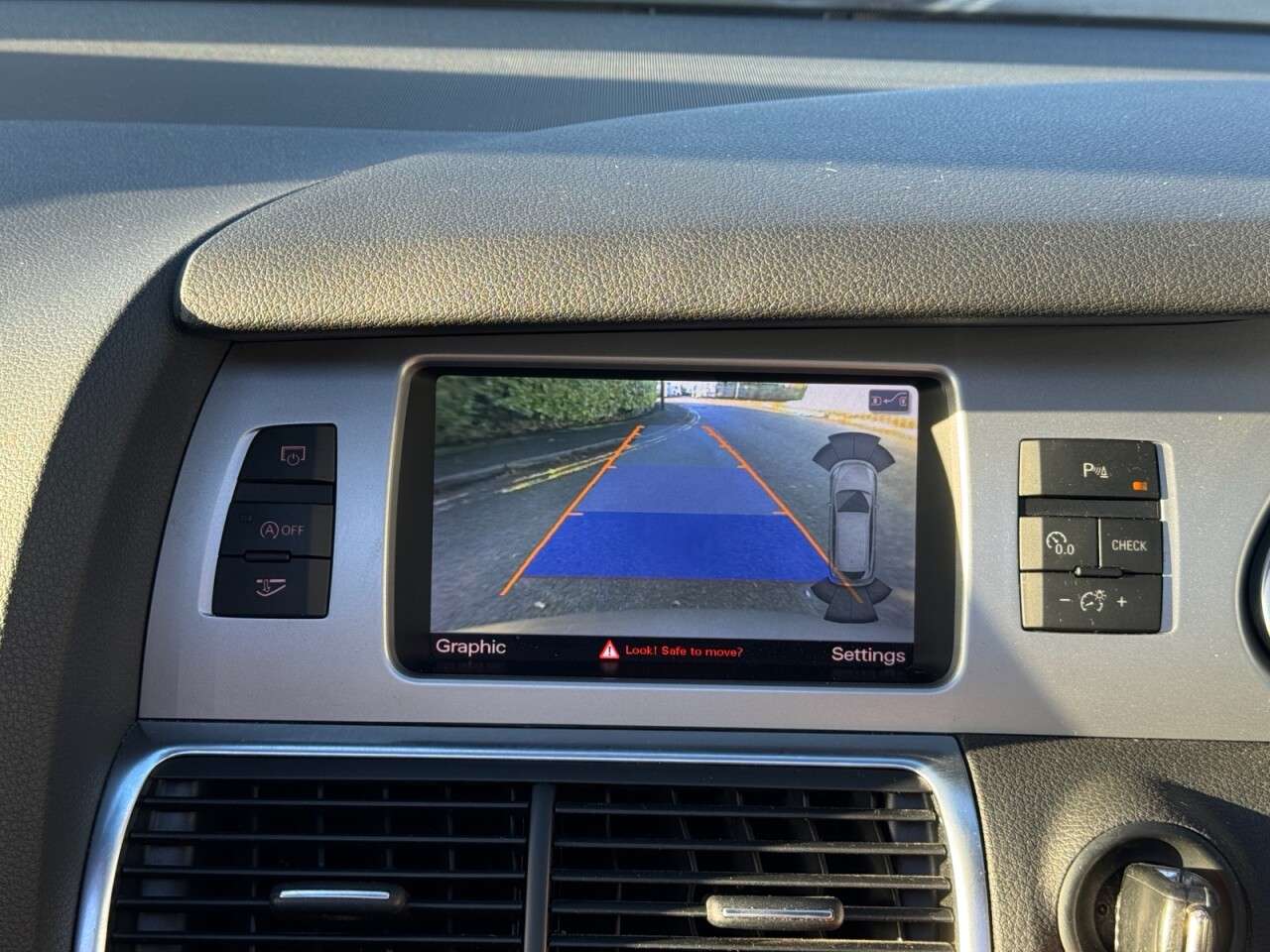 2013 AUDI Q7 2013 AUDI Q7