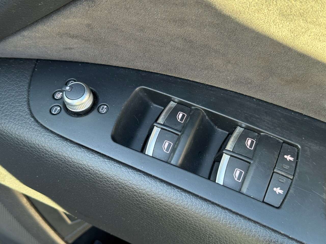 2013 AUDI Q7 2013 AUDI Q7