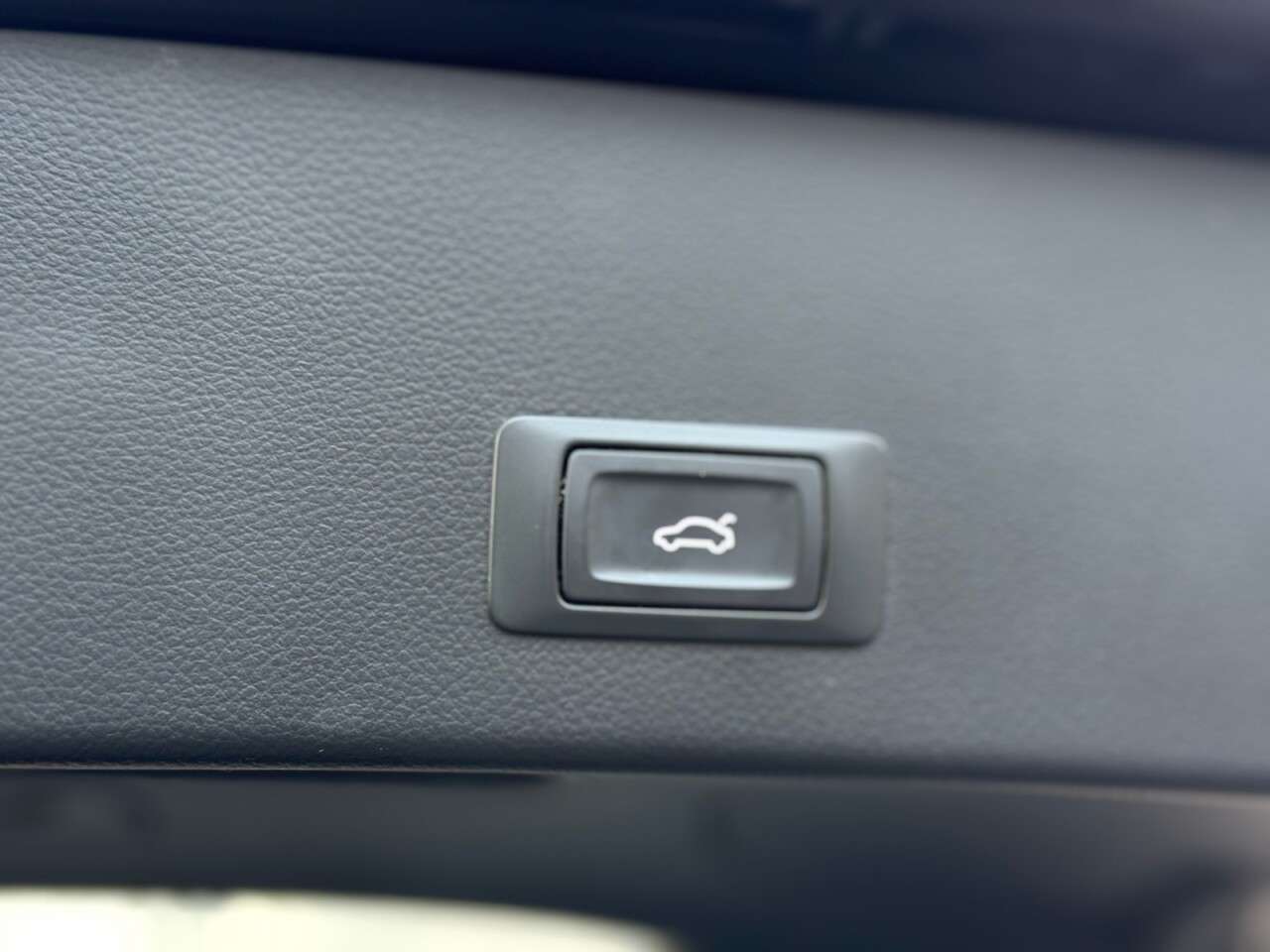 2017 AUDI A6 AVANT 2017 AUDI A6 AVANT