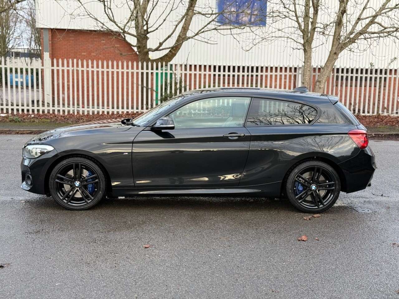 A 2018 BMW 1 SERIES 2.0 120d M Sport Shadow Edition Hatchback 3dr Diesel Auto Euro 6 (s/s) (190 A 2018 BMW 1 SERIES 2.0 120d M Sport Shadow Edition Hatchback 3dr Diesel Auto Euro 6 (s/s) (190
