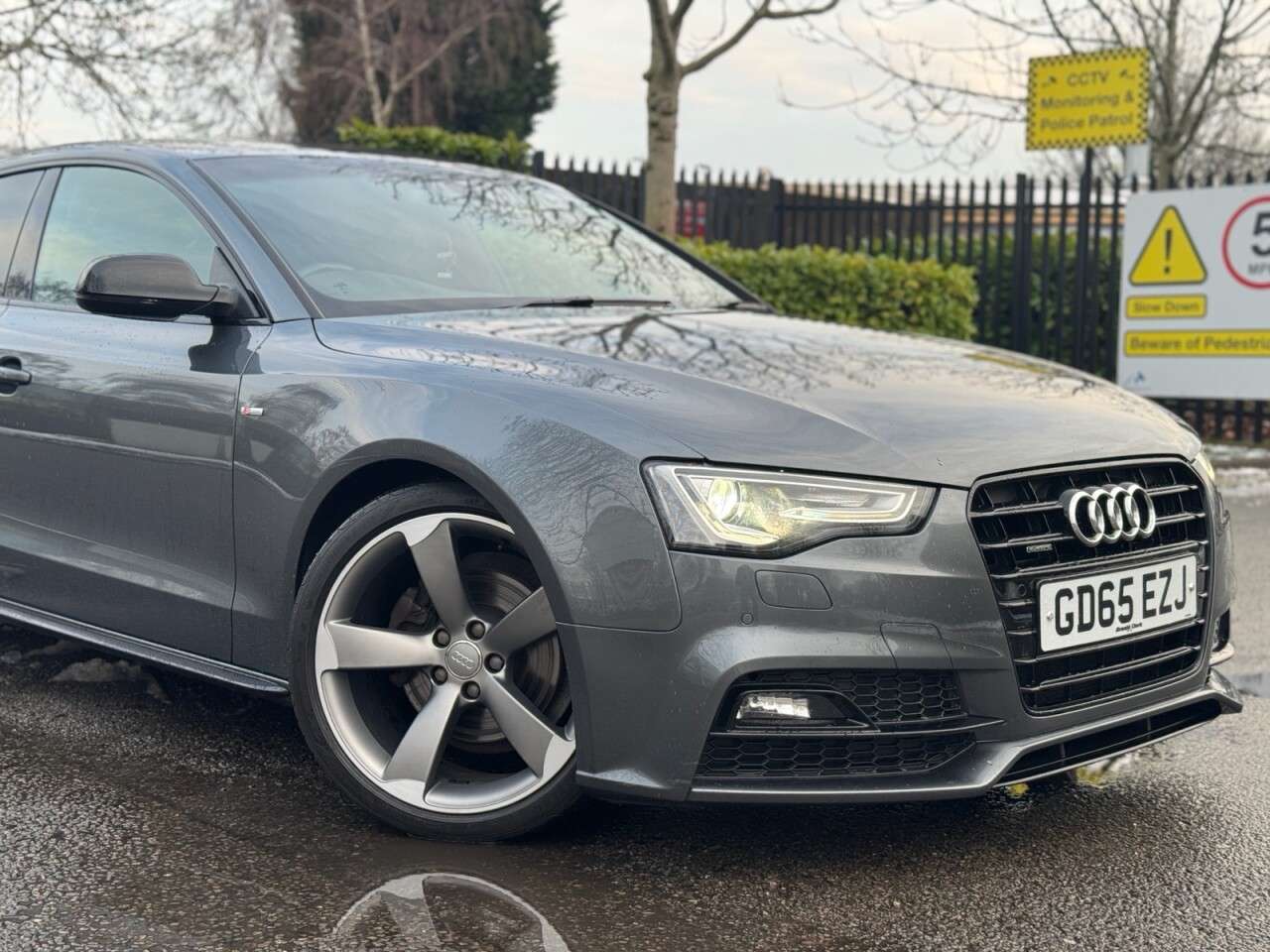 A 2015 AUDI A5 2.0 TDI Black Edition Plus Sportback 5dr Diesel S Tronic quattro Euro 6 (s/ A 2015 AUDI A5 2.0 TDI Black Edition Plus Sportback 5dr Diesel S Tronic quattro Euro 6 (s/