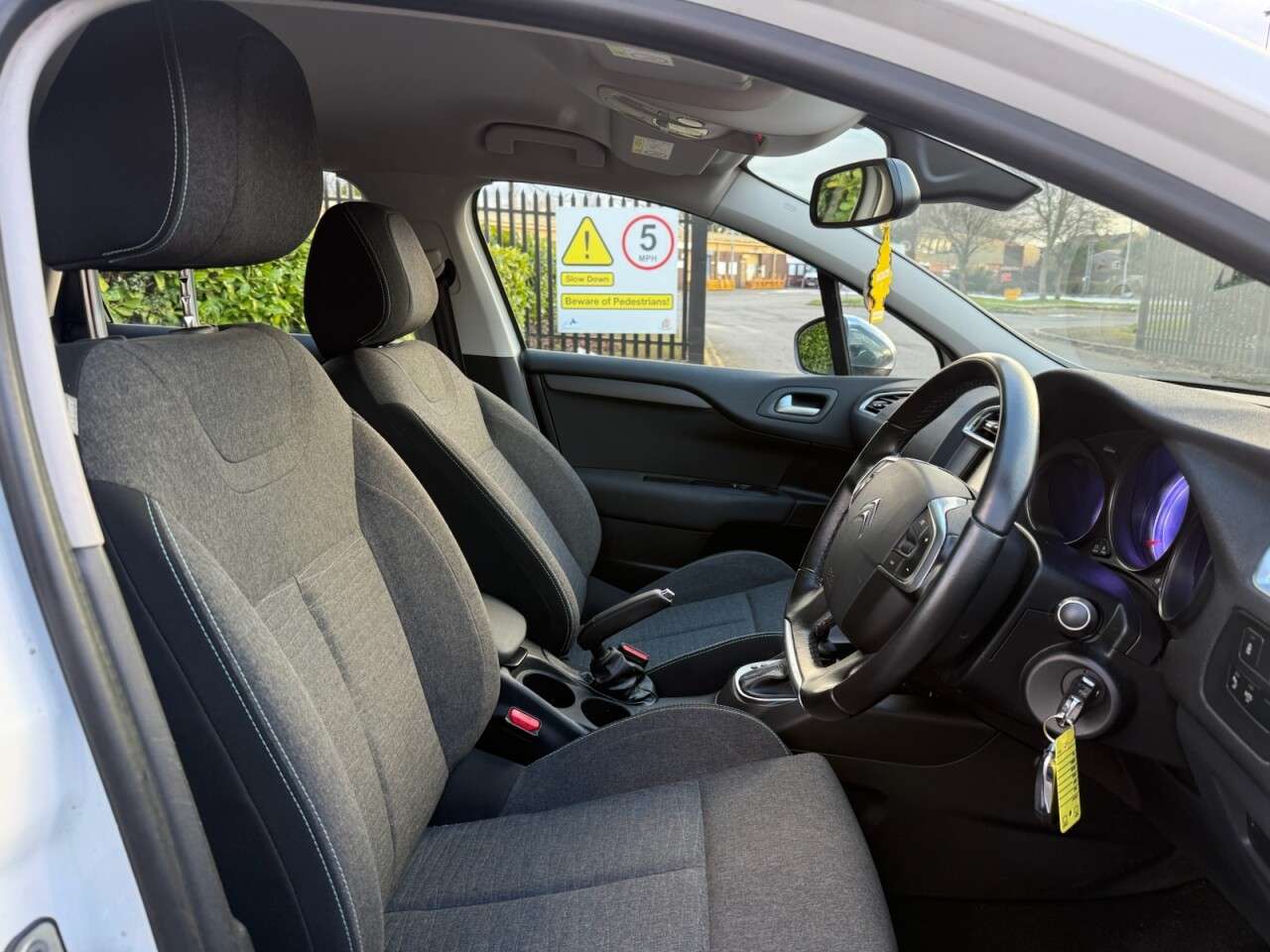 2016 CITROEN C4 2016 CITROEN C4