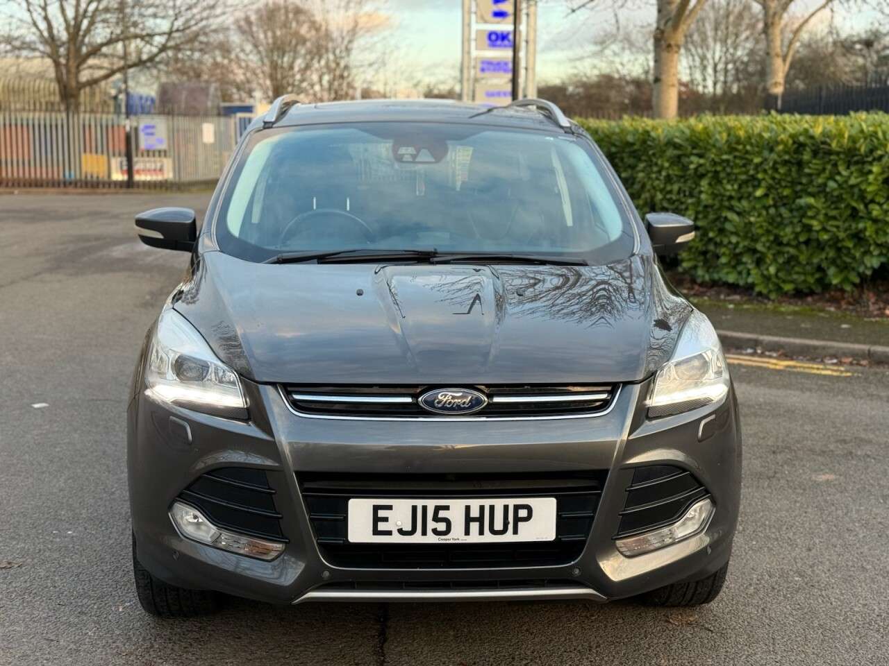 A 2015 FORD KUGA 2.0 TDCi Titanium X SUV 5dr Diesel Manual 2WD Euro 6 (s/s) (150 ps) FSH+2 F A 2015 FORD KUGA 2.0 TDCi Titanium X SUV 5dr Diesel Manual 2WD Euro 6 (s/s) (150 ps) FSH+2 F