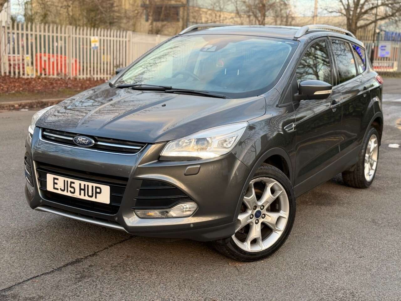 A 2015 FORD KUGA 2.0 TDCi Titanium X SUV 5dr Diesel Manual 2WD Euro 6 (s/s) (150 ps) FSH+2 F A 2015 FORD KUGA 2.0 TDCi Titanium X SUV 5dr Diesel Manual 2WD Euro 6 (s/s) (150 ps) FSH+2 F