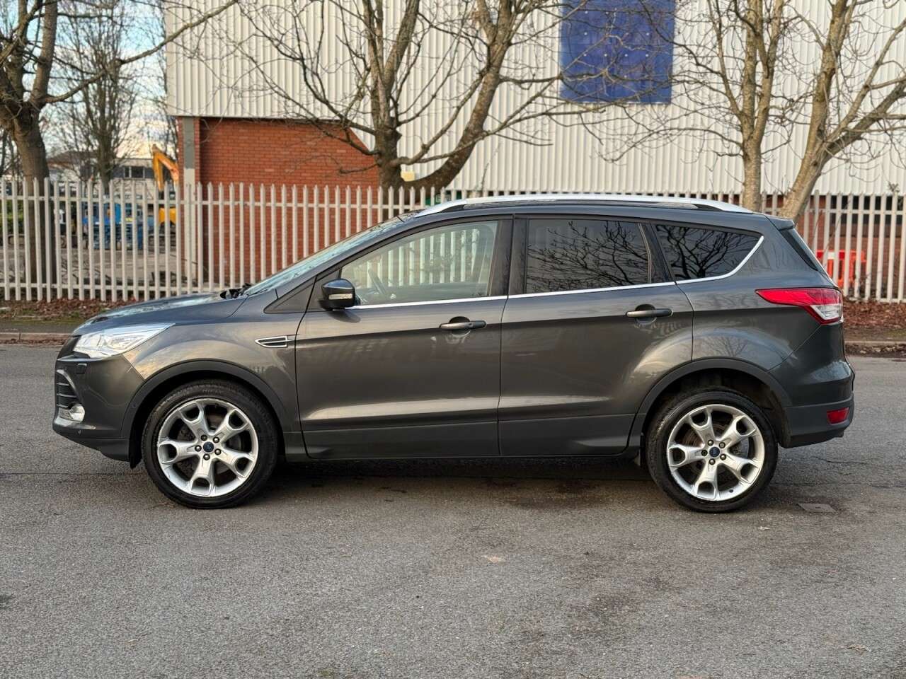 A 2015 FORD KUGA 2.0 TDCi Titanium X SUV 5dr Diesel Manual 2WD Euro 6 (s/s) (150 ps) FSH+2 F A 2015 FORD KUGA 2.0 TDCi Titanium X SUV 5dr Diesel Manual 2WD Euro 6 (s/s) (150 ps) FSH+2 F