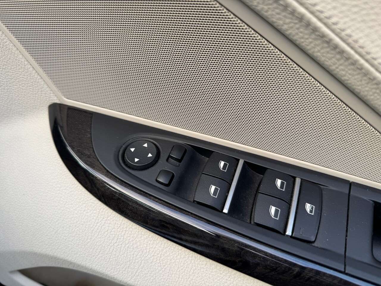 2013 BMW 6 SERIES 2013 BMW 6 SERIES