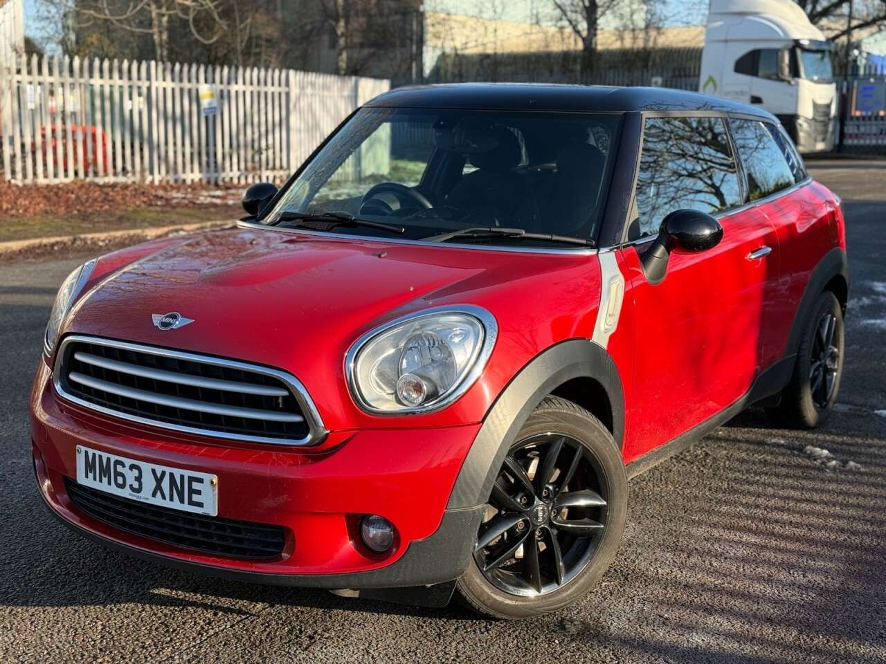 A 2014 MINI COOPER 1.6 Cooper D SUV 3dr Diesel Manual Euro 5 (s/s) (112 ps) STUNNIN+1FMO+2KEYS A 2014 MINI COOPER 1.6 Cooper D SUV 3dr Diesel Manual Euro 5 (s/s) (112 ps) STUNNIN+1FMO+2KEYS