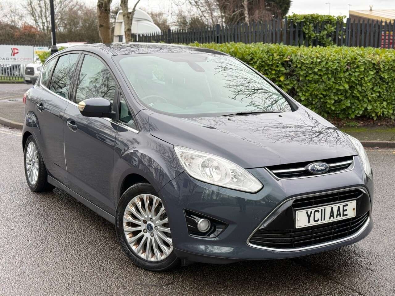 A 2011 FORD C-MAX 1.6 Titanium MPV 5dr Petrol Manual Euro 5 (125 ps) A 2011 FORD C-MAX 1.6 Titanium MPV 5dr Petrol Manual Euro 5 (125 ps)