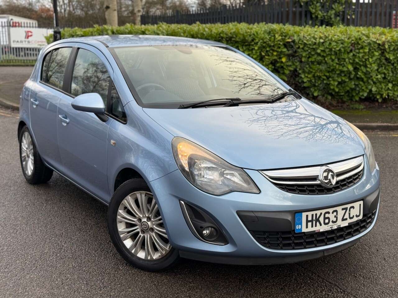 A 2014 VAUXHALL CORSA 1.2 16V SE Hatchback 5dr Petrol Manual Euro 5 (85 ps) ULEZ+LOW MILE+SH+2FRM A 2014 VAUXHALL CORSA 1.2 16V SE Hatchback 5dr Petrol Manual Euro 5 (85 ps) ULEZ+LOW MILE+SH+2FRM